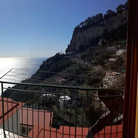 Domus Gaia Bed & Breakfast Amalfi Bagian luar foto