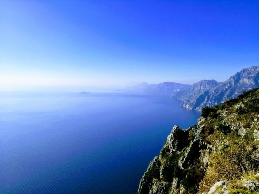 Domus Gaia Bed & Breakfast Amalfi Bagian luar foto