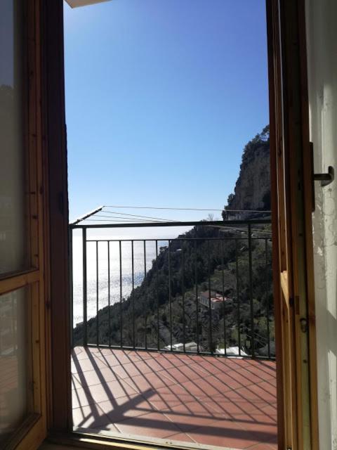 Domus Gaia Bed & Breakfast Amalfi Bagian luar foto